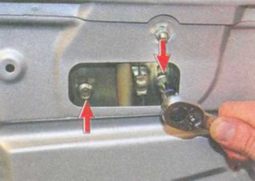 Как сделать регулировку дверей на автомобилях lada