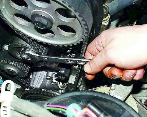 Замена ролика натяжителя ремня генератора приора - ремонт авто - от простого своими руками, до контроля работы сто