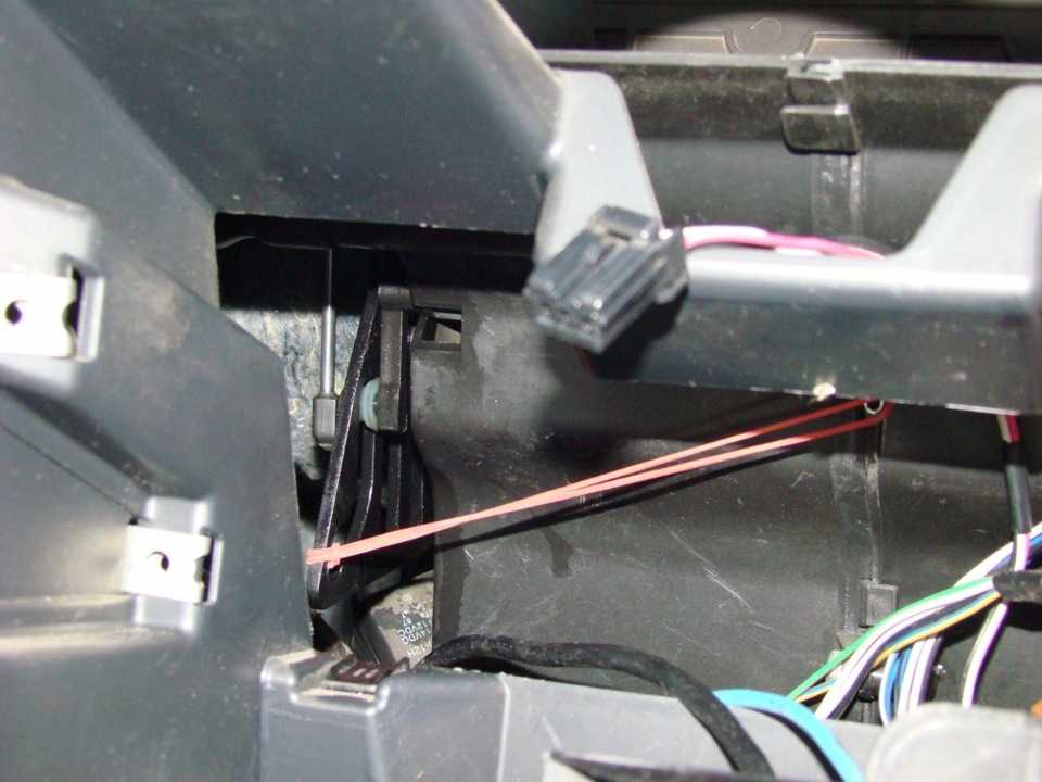 Не работает вентилятор печки приора без кондиционера 2008