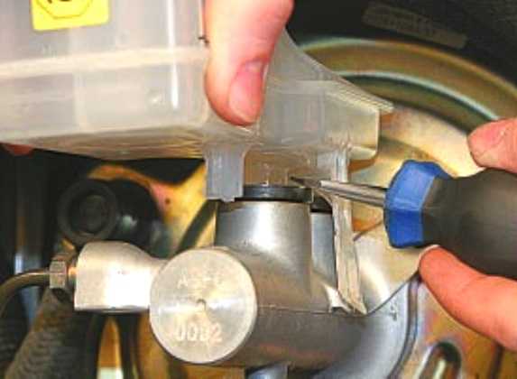 Проверка герметичности гидропривода тормозов ваз 2170 лада приора с 2007 г.в.