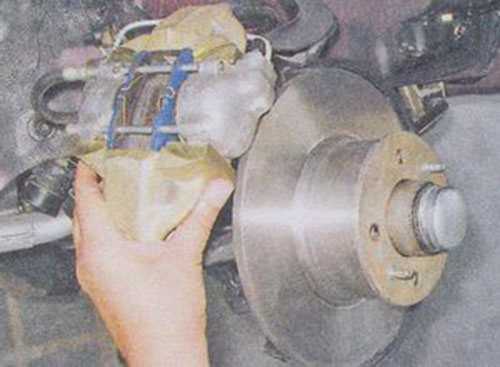 Снятие и установка суппорта переднего тормозного механизма на ваз 2101-2107