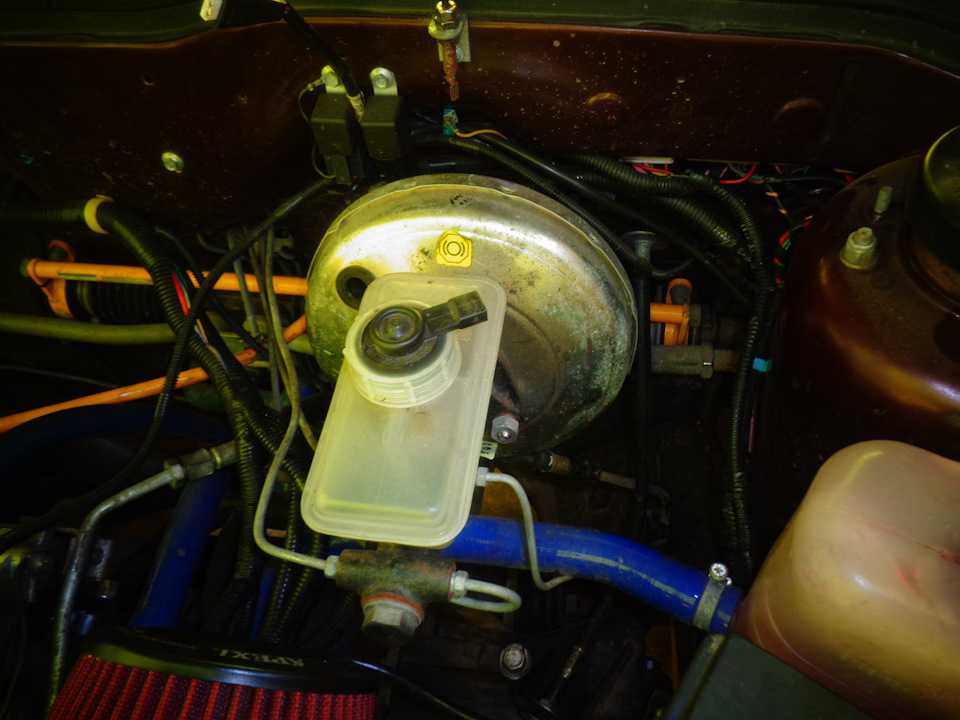 Вакуумный усилитель тормозов ваз 2106: проверка, регулировка штока, замена, инструкции с фото и видео