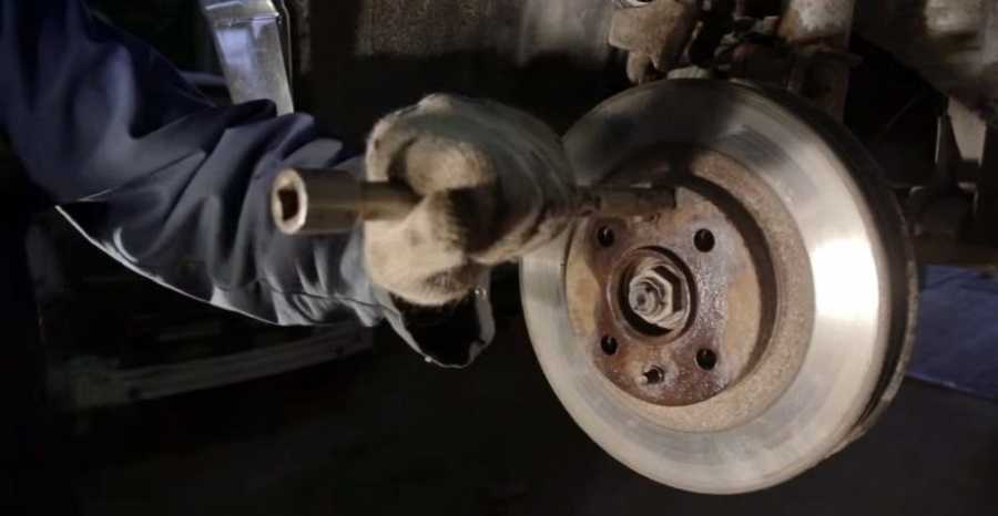 Ремонт ваз 2170 (приора) : снятие и установка тормозного барабана заднего колеса