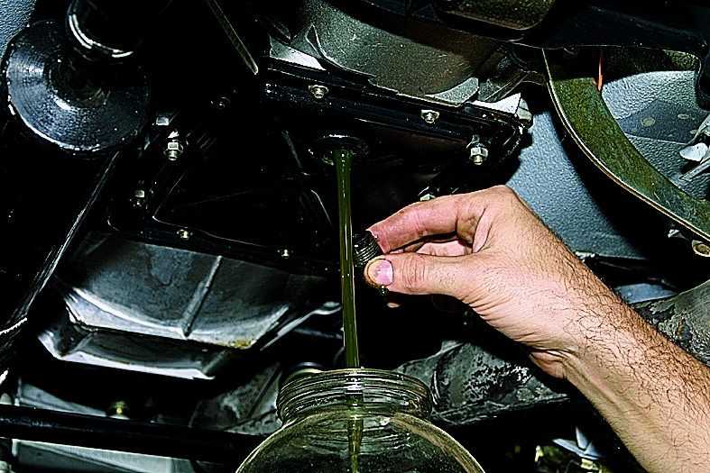 Как поменять масло на ваз 2106: подробная инструкция